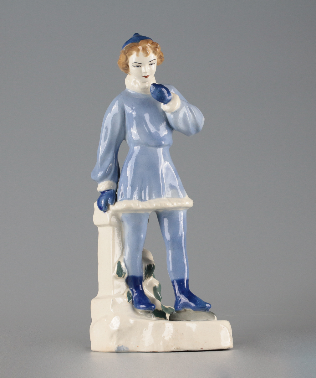 Скульптура Девушка на коньках - фото - 2